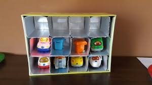 Tut Tut Flitzer Garage Aus Einem Schuhkarton Und Milchtuten Schuhkarton Spielzimmer Ideen Kinder Zimmer