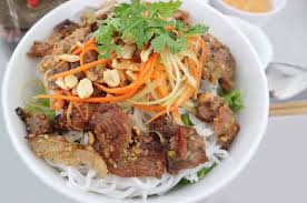 Top những quán bún thịt nướng cực ngon tại Đà Nẵng