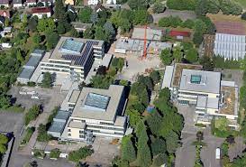 Das dezentrale system der 13 beruflichen schulen in der trägerschaft des ortenaukreises spannt sich wie ein netz über die gesamte ortenau. Landrat Frank Scherer Besucht Haus Und Landwirtschaftliche Schulen In Offenburg Landkreis Ortenaukreis
