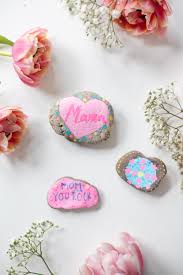 Geschenkset mit tagescreme und gratis gesichtstonikum: Diy Muttertagsgeschenk Steine Bemalen Trytrytry