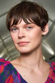 Here's the key to success at any portugal property search. Capelli Corti 2022 Il Trionfo Del Pixie Cut Taglio Del Nuovo Anno Amica