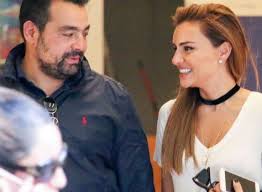 Δες φωτό από το ταξίδι του μέλιτος! Elenh Tsolakh Paylos Petroylakhs Ekanan To Epomeno Bhma Sthn Sxesh Toys