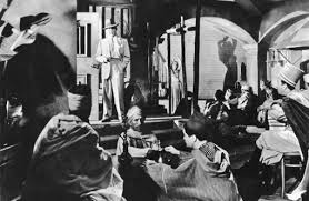 Laszlo and ilsa come to casablanca to escape the nazis; Casablanca 1942 Film Cinema De