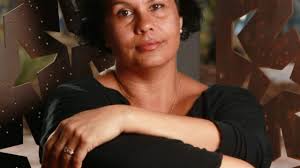 Denise Bowden's Instagram, Twitter & Facebook