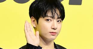 Hello my name is jungkook! Bts S Jungkook Reveals He Survived On Water For Five Days Before The Butter Mv Shoot Gossipchimp Trending K Drama Tv Gaming News