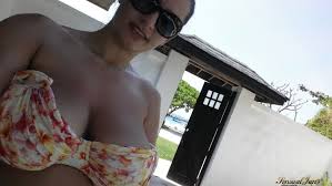 Sensual Jane Pool Selfies - Prime Curves