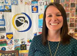 Aline Vitoria pelada abrindo o cuzinho - Novinhas Blog