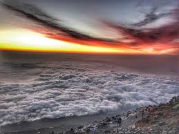 Climbing Mount Fuji Climber Melanie Cox Offers Tips Honeycombers