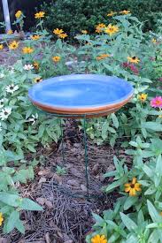 Easy Diy Diy Bird Bath For Cage How To Make A Diy Tomato Cage Bird Bath Diy Bird Bath Bird Bath Tomato Cages