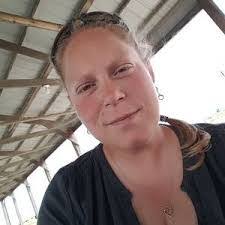 Courtney Barefoot's Instagram, Twitter & Facebook