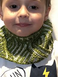 Ravelry: Cuello Alejandro pattern by Beatriz Ulloa