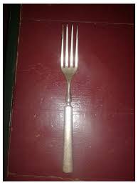 Comparison shop for 1847 rogers bros silverware patterns flatware in home & garden see store ratings and. Year And Pattern Of This 1847 Rogers Bros Silverware