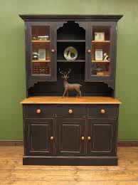 Modern Country Dresser Novocom Top