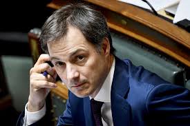 Explore tweets of alexander de croo @alexanderdecroo on twitter. Bankenplan Van De Croo Verlengd En Uitgebreid De Standaard Mobile