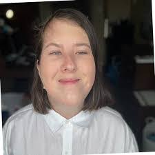 Sam Benoit's Instagram, Twitter & Facebook