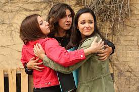 Brooklyn nine gina chelsea peretti leaving linetti knows hoss brad beatriz stephanie she saga alice plays samberg andy quote scene. Chelsea Peretti On The Fitting Brooklyn Nine Nine Goodbye To Gina Linetti Ew Com