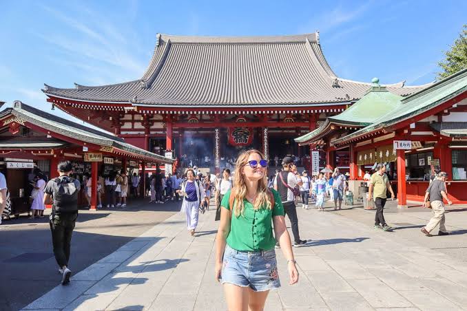 First-Timers's Guide To Travelling In Japan (And How To Avoid Awkward  Situations): 2026