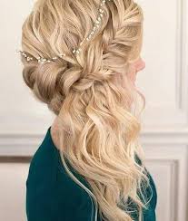 It's called half and half hair, but that doesn't mean your colorist has to execute it so literally. 15 Flirty And Chic Christmas Half Updos Styleoholic
