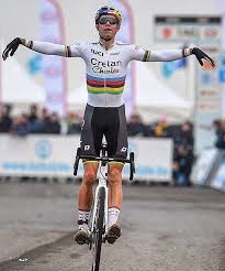 Wout van aert, belgien, nach 2 wochen aus dem spital entlassen. Wout Van Aert Wins Bk Koksijde 2018 Gettyimages Fiets