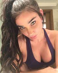 Kristina Basham Pictures (209 Images)