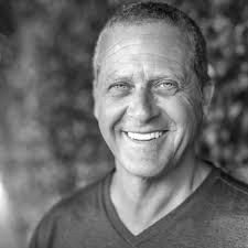 Program Guide KENW-TV/FM Eastern New Mexico University December 2022 DICK  VAN DYKE, ANGELA LANSBURY, ROMA DOWNEY, JANE SEYMOUR N