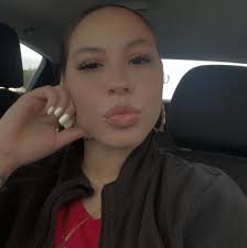 Who can recommend a good barber for curly hair in San Jose?