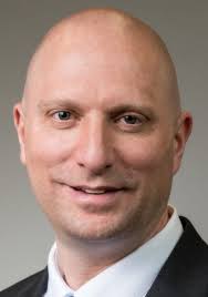 COVID-19 school closures prompt Wisconsin schools to go virtual. But it's  not easy, especially for low-income populations