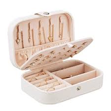 Chic Clever Jewelry Boxes To Properly Organize Your Accessories Travel Jewelry Box Personalized Jewelry Box Jewelry Organizer Box