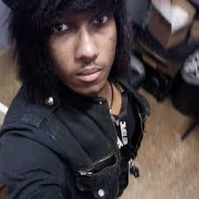 Derrick Branch's Instagram, Twitter & Facebook