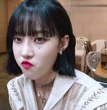 Aespa winter cute duck face