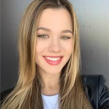 As I log off of social media for the holiday weekend, I want to share my  gratitude for Elmhurst University.