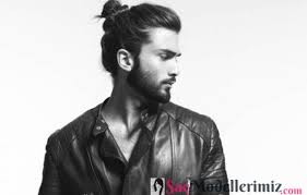 Keratin bakımı saç uzunluğuna ve saçın yıpranma derecesine göre farklılık göstermektedir. 2018 Erkek Tokali Uzun Sac Modelleri 2018 Erkek Uzun Sac Modelleri Sac Modelleri