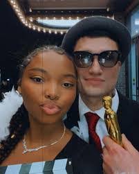 Nia Crump's Instagram, Twitter & Facebook