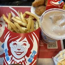 RED ROBIN GOURMET BURGERS AND BREWS