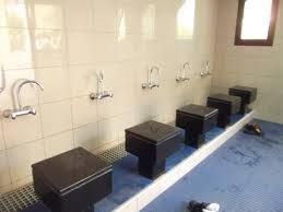 Minimalis itu sederhana atau simple, jadi tidak banyak ornamen yang menghiasinya. Desain Tempat Wudhu Rumah Moderen Minimalis Youtube