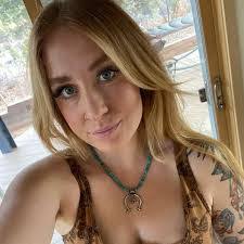 Emma Caudill's Instagram, Twitter & Facebook