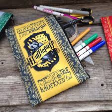 Hogwarts House Pencil Case Gryffindor Slytherin Hufflepuff Ravenclaw Harry Potter Pencil Case Pencil Case Slytherin And Hufflepuff