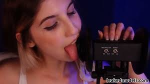 FrivolousFox ASMR  frivvay  frivvifox Nude Leaks OnlyFans Photo 21 -  Leaked Models