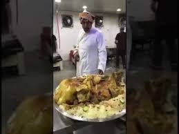عشاء الملك سلمان من مطبخ بكران بقربان بخاري كابلي سليق عساه بالعافيه عليه Youtube