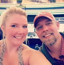 On Monday, March 20th I was contacted with some sad news. Lindsay Huffman  Brand, also known as LuLu lost her battle with cancer. She put up one hell  of a fight! Her