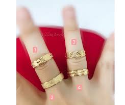 Cincin merupakan simbolik dalam sesebuah perkahwinan. 5 Cincin Tunang Paling Popular Di Malaysia Portal Informatif Anda