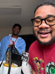 Zizi's Bee Company LLC (@zizisbeecompany) • Facebook