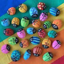 Cute Little Hand Painted Bug Pebbles Listing Is For 10 Small Pebbles Individually Wrapped In Tissue Paper A Pebble Painting Hand Painted Stones Hand Painted