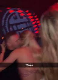 More images for wayne rooney party » H1lb8y9wdox8em