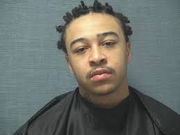 UPDATE 4/30/2021 **** Williams has been arrested. Thank you.  𝗙𝗨𝗚𝗜𝗧𝗜𝗩𝗘 𝗙𝗥𝗜𝗗𝗔𝗬 22-year-old Raejon Williams. Williams is  wanted