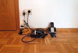 Tiny Sideboard Router Kabelsalat Sideboard