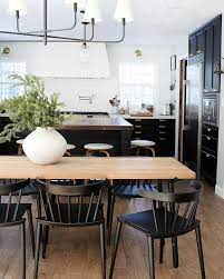 Pin By N A T A L L I E On Decour In 2020 Black White Dining Room Home Decor Kitchen Dining Room Design