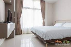 การตกแต งบานหน าต างห องนอน ด วยผ าม านจ บ ส น ำตาลคร ม ด านหล งซ อนด วยผ าโปร ง ส ขาว เศรษฐส ร อ อนน ช ศร นคร นทร ตกแต งบ าน ผ าม าน ส ขาว