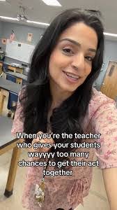 Sarah Schmeling's Instagram, Twitter & Facebook