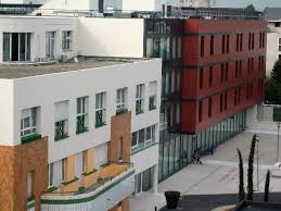 Clinique de l'essonne est une maternit de niveau 1 soit une unit obsttricale. Clinique De L Essonne Almaviva Sante Clinique Privee A Evry Evry Evry Courcouronnes